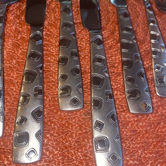 Cambridge Bedrock Sand Flatware Geometric Mod 3 Salad Fork/2 Dinner Fork/4 Knife - Picture 5 of 9